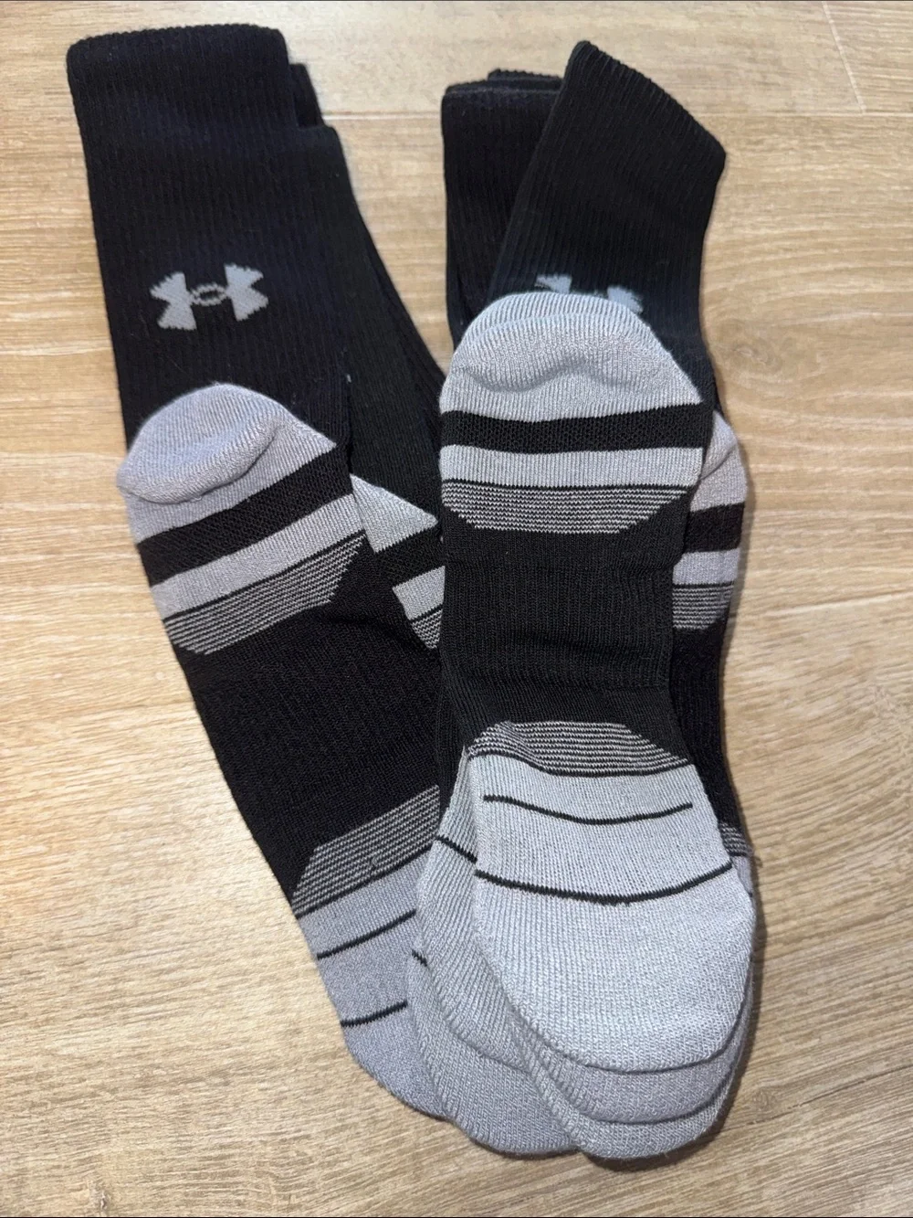 Under Armour Black and Gray Men's Athletic Crew Socks